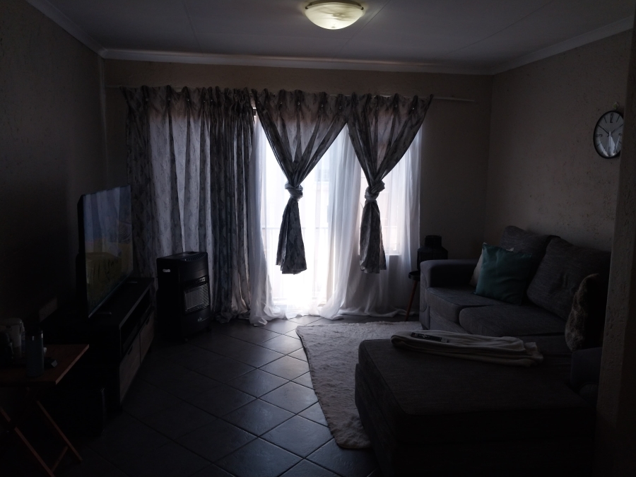 2 Bedroom Property for Sale in Baillie Park North West